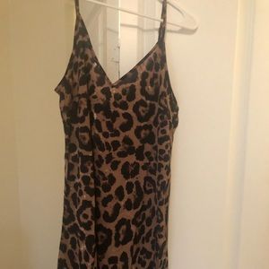 Leopard print spaghetti strap short dress